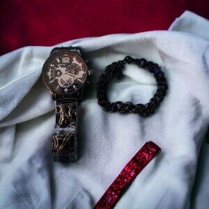 NIP Men's black watch with matching black link bracelet